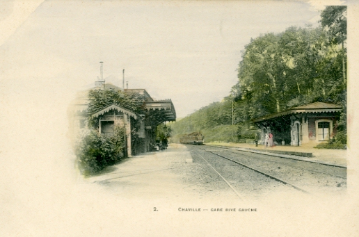 La gare de Chaville (ligne de Montparnasse). Carte prcurseur, photo nuage et coloriage  la main. CPA (collection part.)