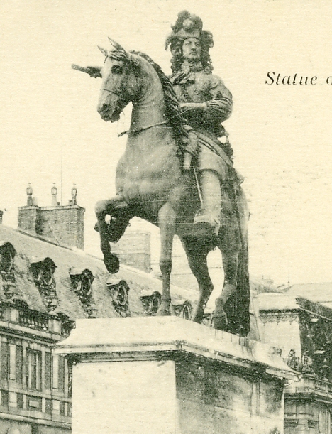 Une vraie image du pass, Louis XIV, tout en majest. Cette statue a t dmonte pour tre restaure. Le lieu de sa rinstallation n’est pas encore fix.
