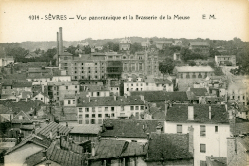 Vue générale de La Meuse et du coteau. CPA (coll. part.)