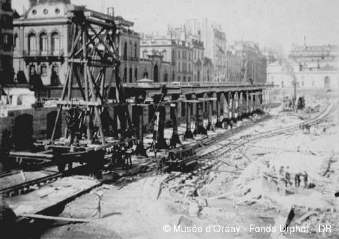 La gare d’Orsay en cours de construction  Muse d’Orsay 2006 - Fonds Urphot - DR