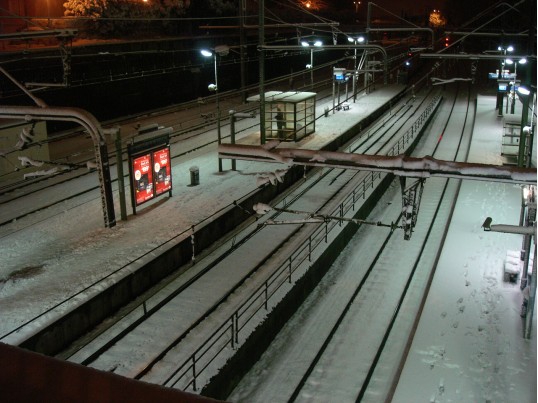 Gare Rive Gauche déserte. Cliché J. Larour décembre 2010 Gare Rive Gauche déserte. Cliché J. Larour décembre 2010