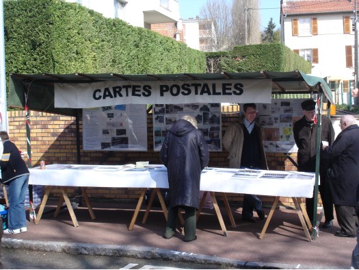 Messieurs Jolly et Legrand en discussion avec M. Fragnier