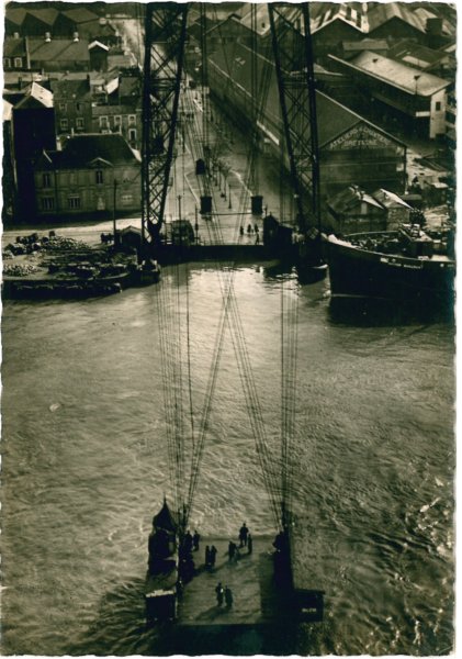 La nacelle du pont transbordeur.