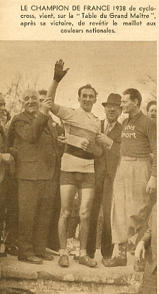Podium de P. Chocque au championnat de France de cyclo-cross 1938 (Le Miroir des Sports n° 995 du mardi 22 mars 1938)