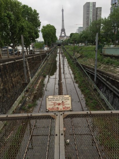 Les rails à Javel à hauteur de Radio France -2016 - Cliché C. Destracque pour Le Parisien.