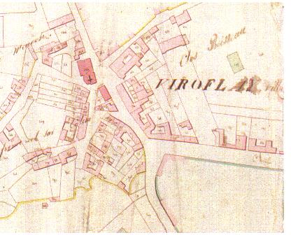 Le dtail du village en 1812. On reconnait aisment la structure organise  la croise de routes, sauf le ct droit de la monte vers Versailles qui n’est pas bti. Le Nord est dans le coin suprieur droit. (Doc. Archives Dpt 78)