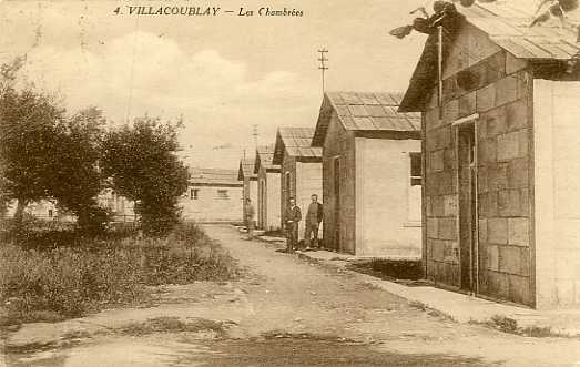 Les chambrées de la base aérienne. Carte sépia Editions Les chambrées de la base aérienne. Carte sépia Editions
