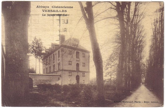 Le pavillon, faade du ct est.