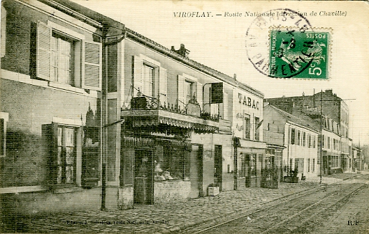 Dtail, avec la boucherie du viaduc, le Tabac Ancienne maison Morlet, et la menuiserie Edouard Morlet.