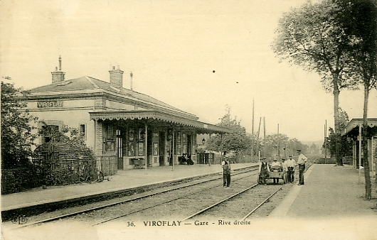 Des ouvriers sont au travail sur la voie de Versailles Rive-Droite. Leur draisine permet le transport des charges. (coll. part.) Cliquer sur l’image pour agrandir.