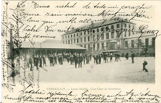 Un essai polyglotte sur la correspondance de cette CPA. On y voit l’autre versant du préau. carte MK 12. Un essai polyglotte sur la correspondance de cette CPA. On y voit l’autre versant du préau. carte MK 12.