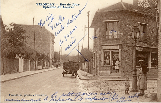 Epicerie  l’angle de la rue Pasteur annes 30. Le scripteur la date de 30 ans en arrire pour une envoi en 1962. Carte spia. (Coll. part.)