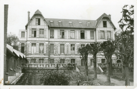 Ermitage Sainte-Thrse, 7 rue de la Martinire, Chaville (seine et Oise). Maison de repos. CPSM LABOPHOT, Paris. carte circule le 28/8/1967.