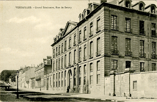 De l’autre côté de la rue, un établissement religieux qui devait alors s’étendre vers la pièce d’eau des Suisses et le parc Balby. Il abrite maintenant l’annexe du lycée Jules Ferry, De l’autre côté de la rue, un établissement religieux qui devait alors s’étendre vers la pièce d’eau des Suisses et le parc Balby. Il abrite maintenant l’annexe du lycée Jules Ferry,