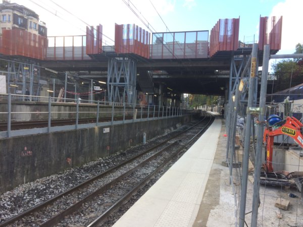 Travaux d’extension de la passerelle de la gare rive gauche. octobre 2020
