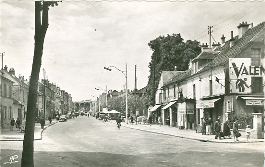 L’entre de la ville dans les annes 50 (coll. part.)