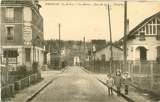 La commune libre du Haras a fond cette mairie et organisait des ftes trs courues. Un comit a repris ces festivits (coll. part.)