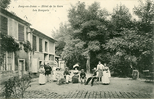 L’Hôtel de la Gare. Les bosquets. (coll. part.)