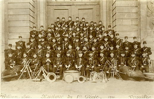 Musique du 1er gnie. Carte photo cnon circule. (coll. part.)