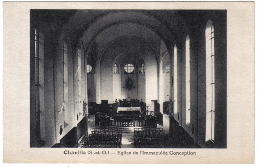 Intrieur de l’glise. Carte non circule.