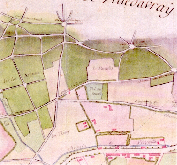 Dtail du plan centr sur le coteau nord. On note de grosses fermes notamment en montant vers le bois de Fosses Reposes (Saussaye) et sur la Marquette. Deux routes parallles courent, l’une  mi-pente vers Montreuil (Gallini), l’autre  l’ore du bois. On reconnait des maisons le long de la grand route de Paris  Versailles. Le coteau comporte quelques grosses fermes. On remarque deux zones dfriches, la cte de Paradis au centre et les prs au Bois  gauche desservis par une route spcifique. Le nord est en haut de l’image.