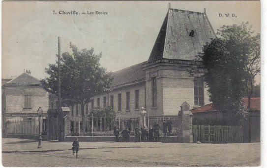 Une vue peu fréquente coloriée de l’école Paul Bert. Une vue peu fréquente coloriée de l’école Paul Bert.