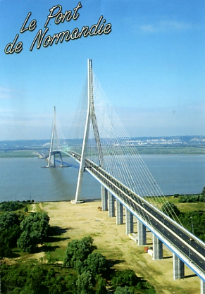 Le pont de Normandie. Enjambe la Seine entre Le Havre et Honfleur, longueur 2141m, porte centrale 856m (record mondial), hauteur des pylones 215m, tablier suspendu  60m. CPM non circule, Ed. Normandes Le Gobey, Caen n° 41536 (coll. part.)