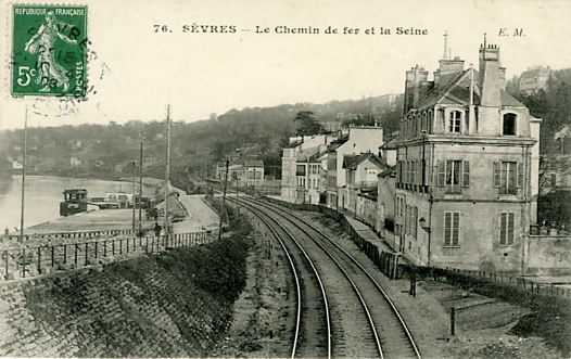 Gare de Sèvres Gare de Sèvres