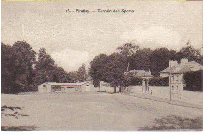 Plateau d’volution des Bertisettes, face  Saint-Vigor. Utilis pour des reprises de cavalerie, il deviendra terrain de sport puis stade de football(coll. part.)