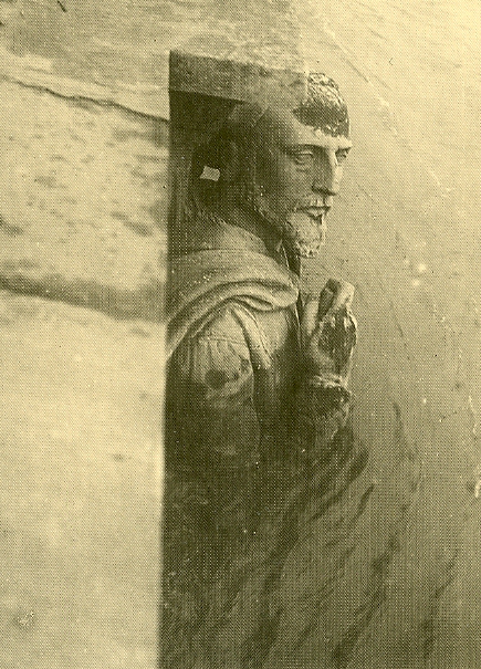 Symbole de la monte des eaux, la statue du zouave du Pont de l’Alma fut pendant cette douloureuse priode le point de repre des Parisiens.